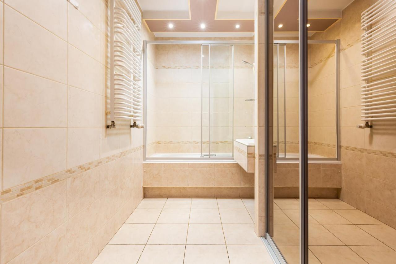 Apartments Warsaw Wyspowa By Renters المظهر الخارجي الصورة